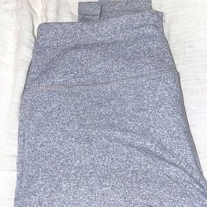GREY MID WAISTED LEGGING